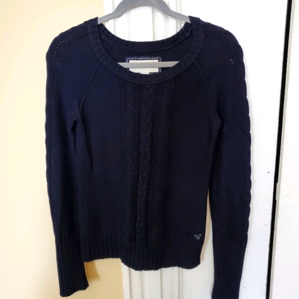 AE 100% cotton cable knit LS sweater, dark navy blue, crew neck, Juniors Medium